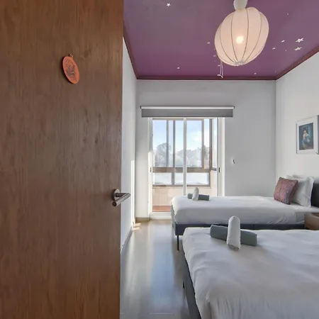 Ajuda Typical By Homing * Lissabon