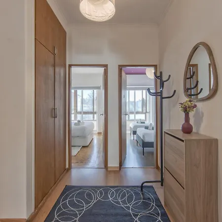 Ajuda Typical By Homing Apartment *