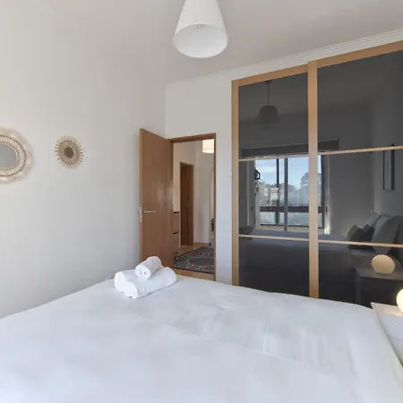 Ajuda Typical By Homing * Лісабон