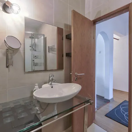 Ajuda Typical By Homing Lissabon